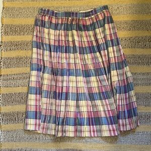 Pleated skirt